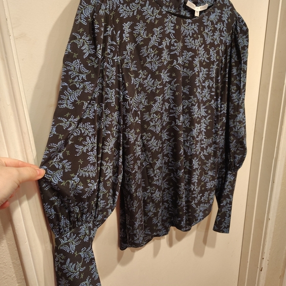 Veronica Beard NWT Blue & Black Floral 100% Silk Clarke Top Sz 14-Cottagecore - Picture 5 of 10